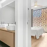 Leonalba House Private Private Rooftop Private Pool Private Andalusian Courtyard Free Parking Bbq 8 Guests Córdova