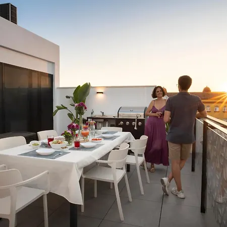 Villa Leonalba House Private Private Rooftop Private Pool Private Andalusian Courtyard Free Parking Bbq 8 Guests *