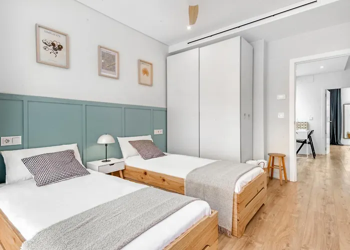 Leonalba House Private Private Rooftop Private Pool Private Andalusian Courtyard Free Parking Bbq 8 Guests