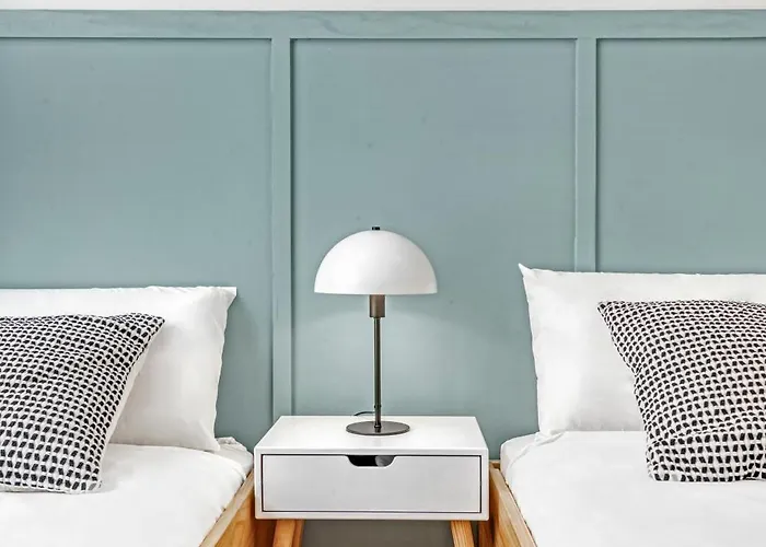 Leonalba House Private Private Rooftop Private Pool Private Andalusian Courtyard Free Parking Bbq 8 Guests Villa