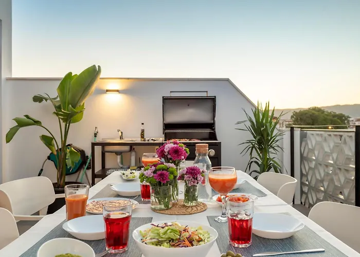 Leonalba House Private Private Rooftop Private Pool Private Andalusian Courtyard Free Parking Bbq 8 Guests 科爾多瓦