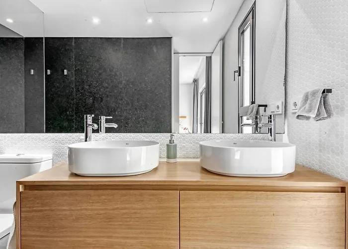 Leonalba House Private Private Rooftop Private Pool Private Andalusian Courtyard Free Parking Bbq 8 Guests Вилла *