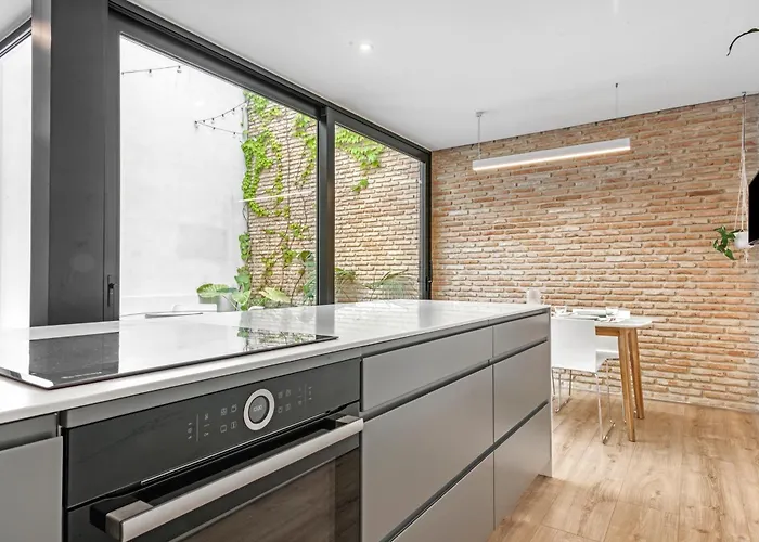 Leonalba House Private Private Rooftop Private Pool Private Andalusian Courtyard Free Parking Bbq 8 Guests *