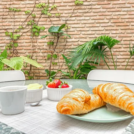 Leonalba House Private Private Rooftop Private Pool Private Andalusian Courtyard Free Parking Bbq 8 Guests Villa *