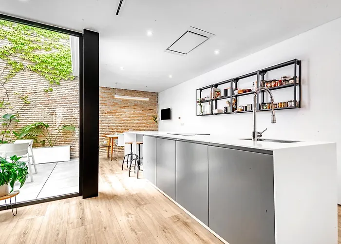 Leonalba House Private Private Rooftop Private Pool Private Andalusian Courtyard Free Parking Bbq 8 Guests Willa