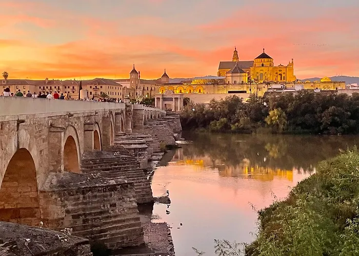 Leonalba House Private Private Rooftop Private Pool Private Andalusian Courtyard Free Parking Bbq 8 Guests *